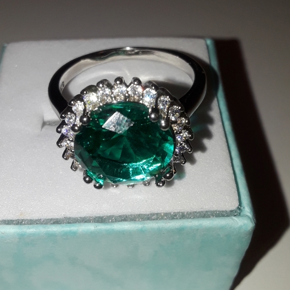 Sterling silver green sapphire ring size 9 and 3/4 - Picture 5 of 5